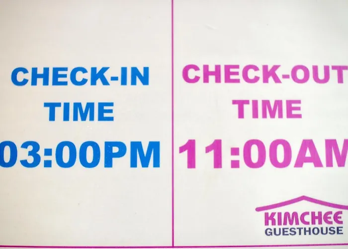 Kimchee Hongdae Guesthouse